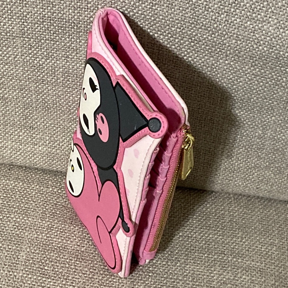 Loungefly My Melody & Kuromi Pink Wallet with Characters and Heart Design - Picture 3 of 6